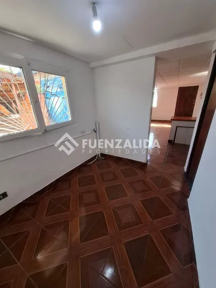 Casa En Arriendo De 2 Dorm, 1 Baño En Maipú