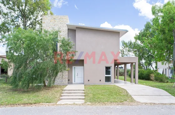 Casa 5 Ambientes En Venta Horizontes Al Sur