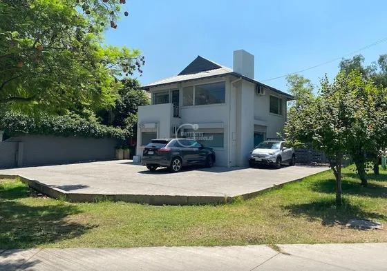 Local Comercial En Arriendo En Vitacura