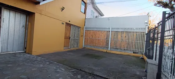 Casa Con 201 Metros De Terreno En Sector Nueva Martín Maipú