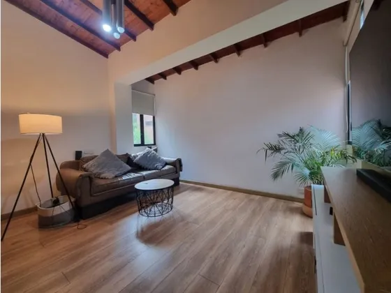 Amplio Apartamento En Poblado San Lucas En Sector Exclusivo