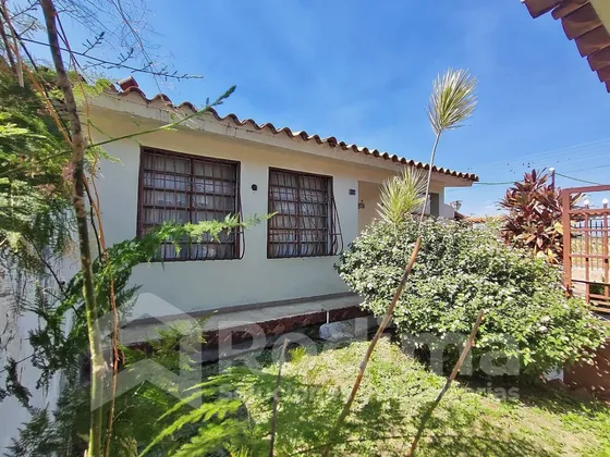 Casa En Venta En Palo Negro Conectada A Pozo.