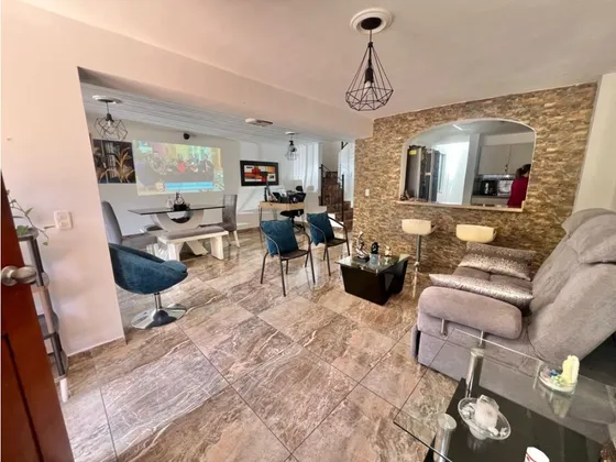 Vendo Casa En Sabaneta Sector Plano