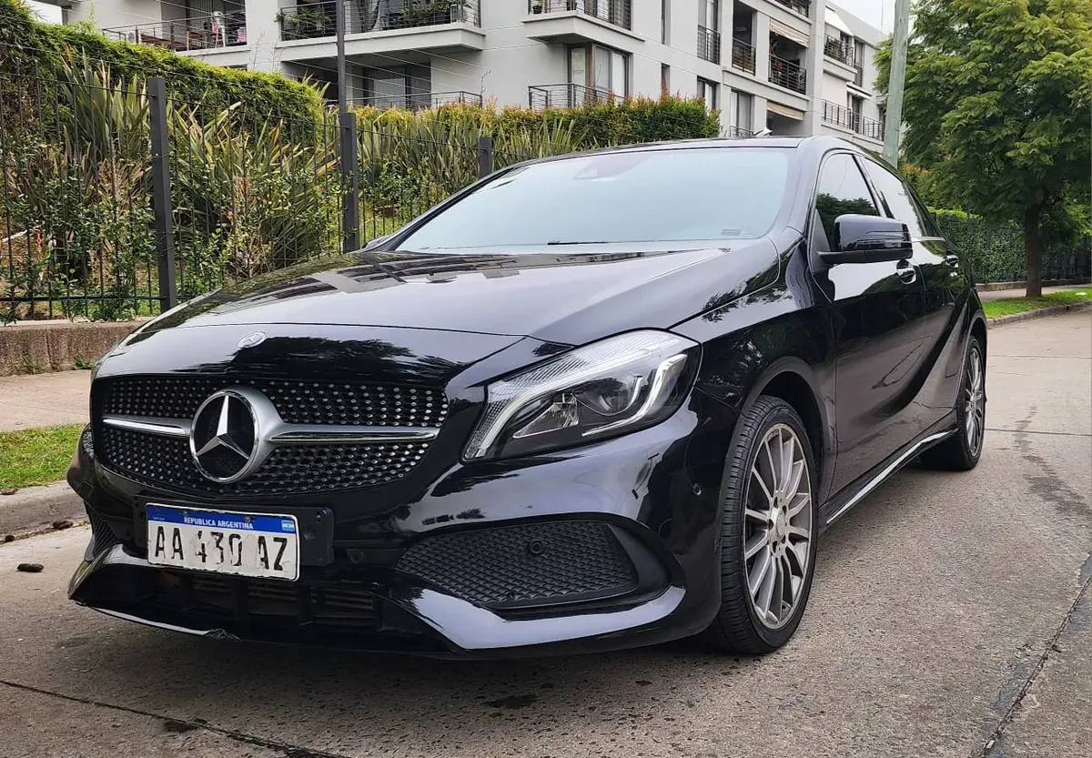 Mercedes-Benz A-Class 2.0 A250 AMG-Line 211 HP
