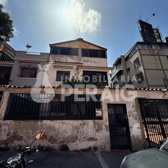 Venta/ Casa Comercial Para Remodelar/ Bello Monte/ 550 Mts2/ Ref. 300.000/em