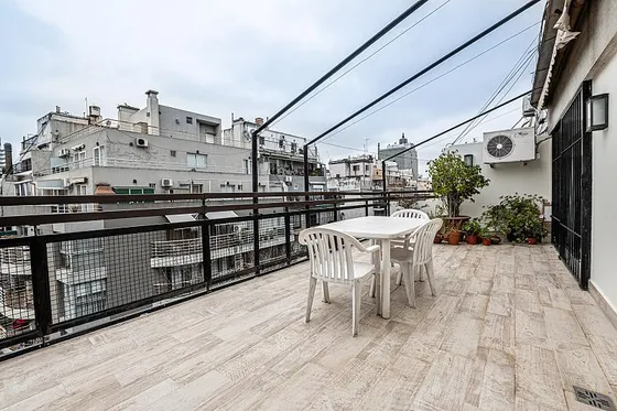 Venta Departamento 5 Ambientes Piso Amplio Con Balcón Terraza Cochera Parque Rivadavia Caballito