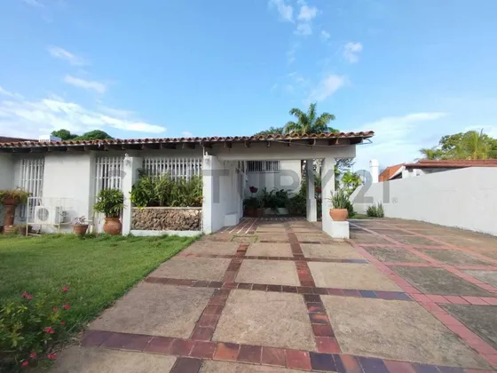 Casa En Venta Villa Antillana Interna