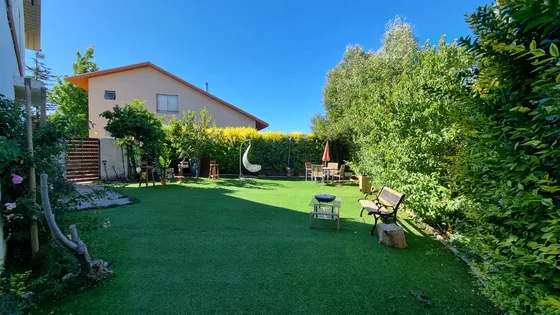 Amplia Casa Aislada De 2 Pisos En Curauma 4d/4b/3e 157/330m2