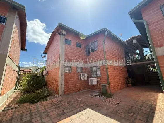 Oportunidad Se Vende Practico Apartamento Turmero Urb. La Laguna Ii, San Pablo 26-21005 Hc