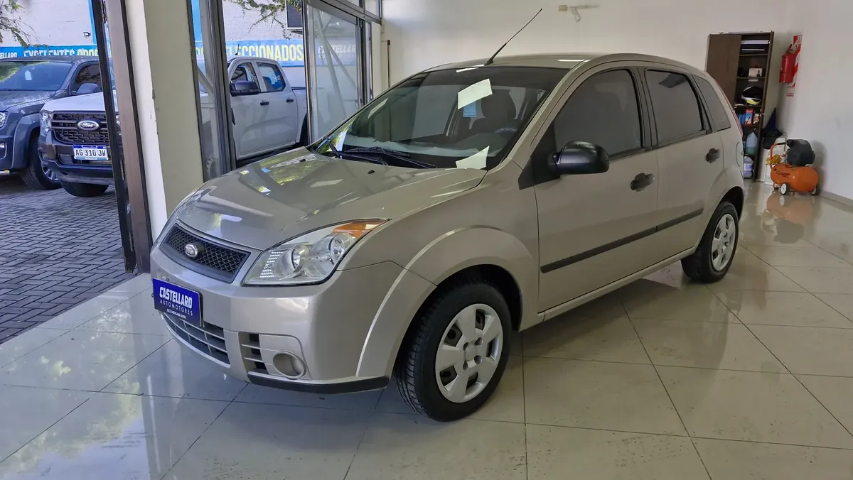 Ford Fiesta 1.6 Ambiente Mp3