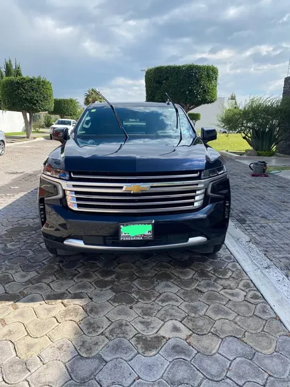 Chevrolet Suburban 6.2 High Country 4x4 At