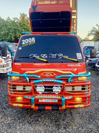 Volteó Daihatsu Delta Cara Estrecha 2008 Original Financiami
