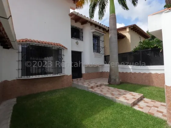 Milagros Inmuebles Casa Venta Barquisimeto Lara Zona Este El Pedregal Economica Residencial Economico Código Inmobiliaria Rent-a-house  24-3734