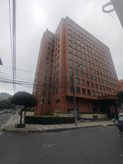 Oficina En Arriendo/venta En Chico Norte Ii. Cod A4803