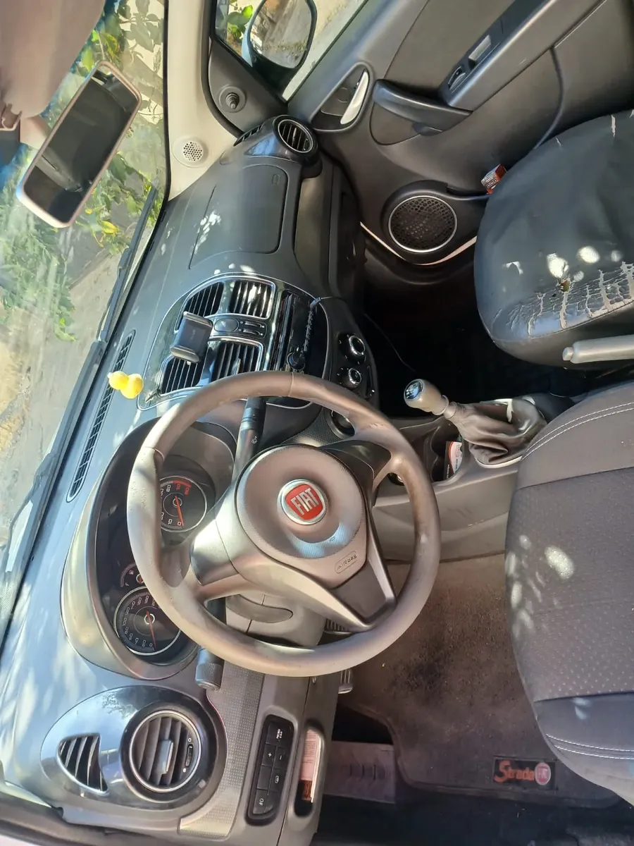 Fiat Grasiena 2015 1.4 Attractive Flex 4p — foto 5