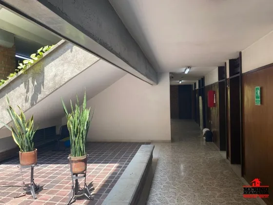 Oficina En Arriendo En Centro. Cod A5225