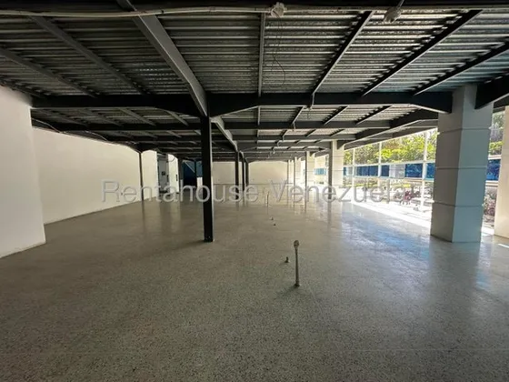 Norgelin Diaz Alquila Local Comercial En Pleno Centro De Barquisimeto Estado Lara Cod.25-18631 
