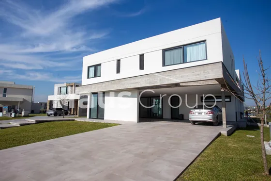 Casa En Venta Canning - Barrio Terralagos - Vista Al Lago