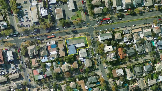 Arriendo De Local Comercial En Providencia Id. 83.225-ret