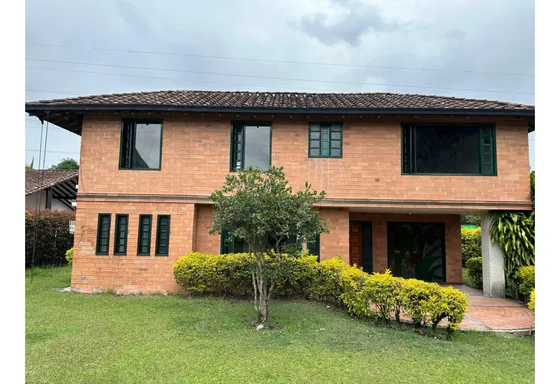 Casa Campestre En  Conjunto Cerrado Gualanday-rionegro