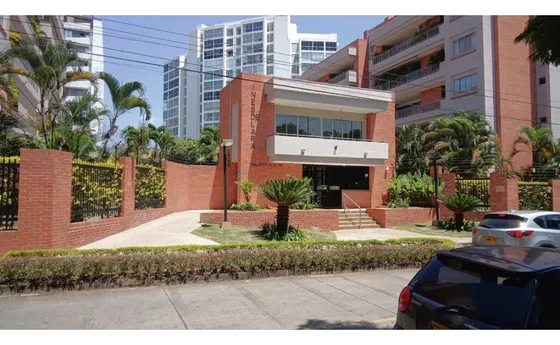 Apartamento Para La Venta En El Sur De Cali Barrio Pance Unidad 218 M2
