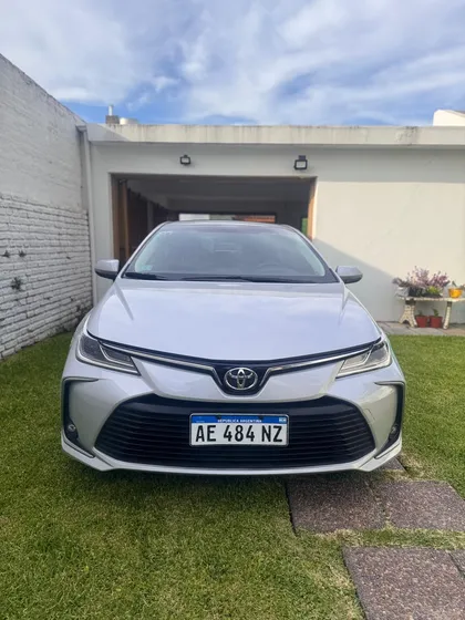 Toyota Corolla 2.0 Xei Cvt Línea Nueva (170cv)
