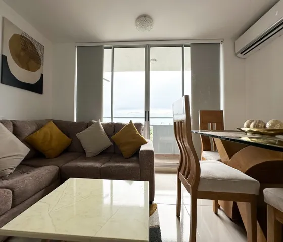 Se Alquila Hermoso Apartamento En La Hacienda Totalmente Amoblado Para Renta Vacacional A Partir De 30 Dias O Larga Estancia.