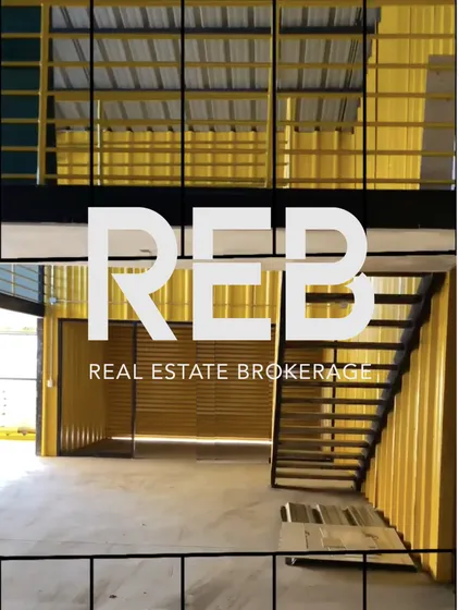Bodega En Sector Industrial Con Excelente Accesos Y Vias