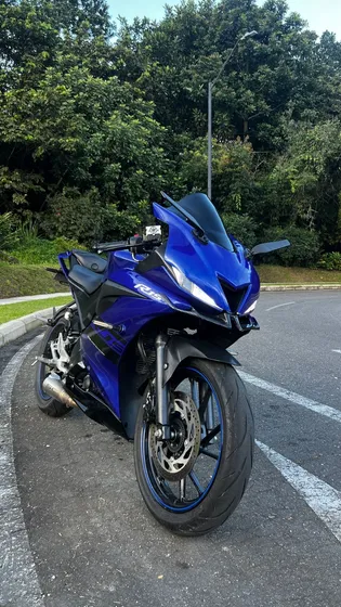  Yamaha R15 V3 Modelo 2024 - Impecable