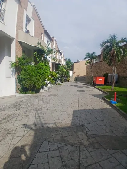 Townnhouse En Venta, Ubicado En Urbanizacion El Bosque Conjunto Residencial ¨bosque Trebol¨ 