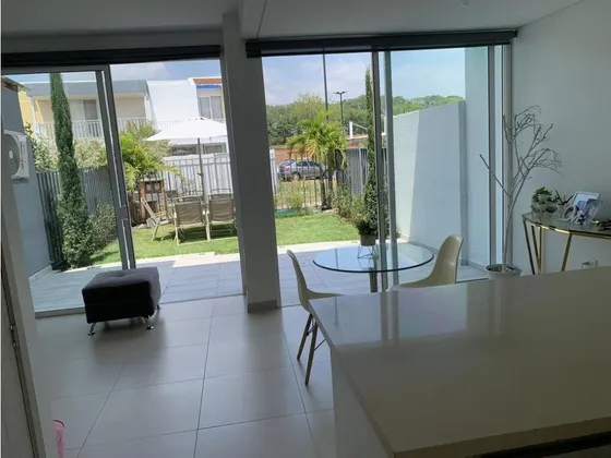 Venta De Casa Condominio De 113.29mt2 En El Castillo, Jamundí, 7007.