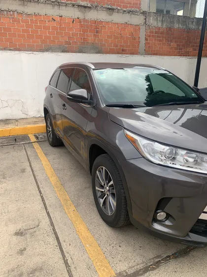 Toyota Highlander 3.5 Xle At
