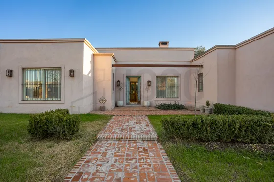 Casa En Venta En San Antonio De Areco