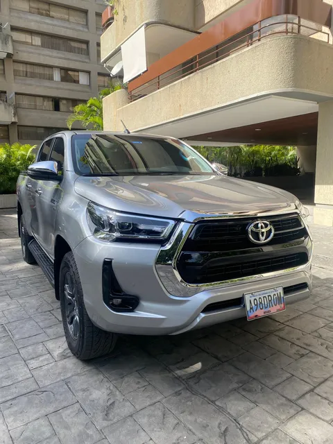 Toyota Hilux 4.0 Toyota Hilux 4.0 2024