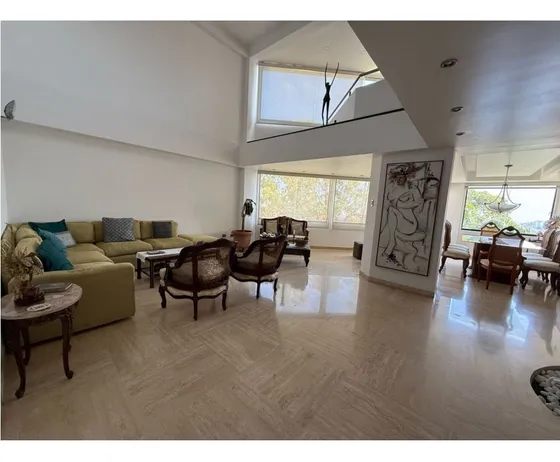 Venta De Penthouse Exclusivo En Colinas De Valle Arriba, Caracas, Bv