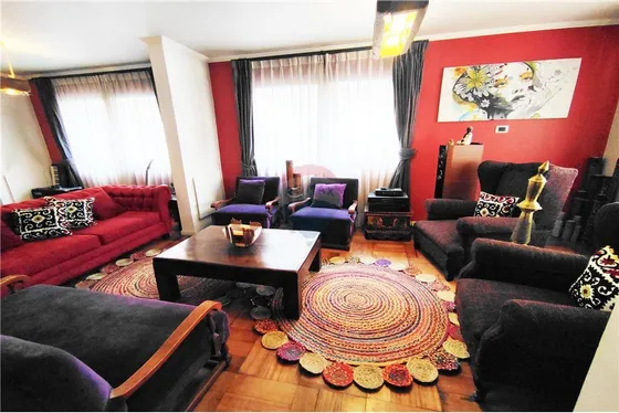Amplia, Moderna Y Remodelada Casa En Providencia