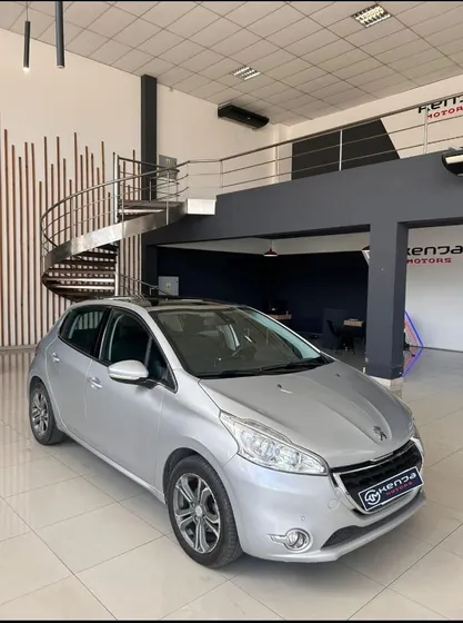 Peugeot 208 1.6 Feline Pack Cuir