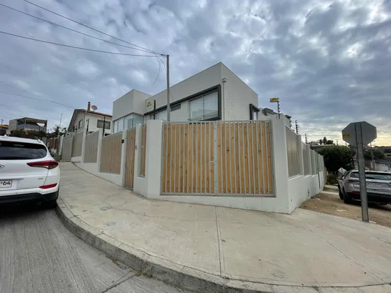 Propiedad Sólida Sector Residencial Centro De Quilpué