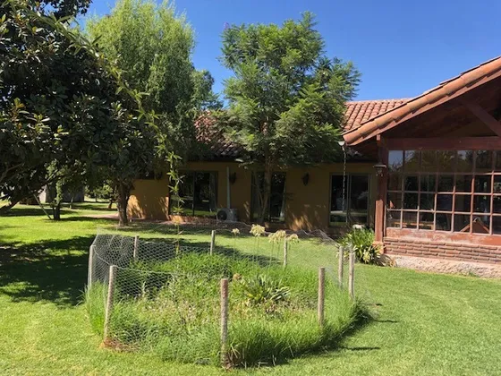 Malloco/la Colonia : Venta Preciosa Casa En Parcela 