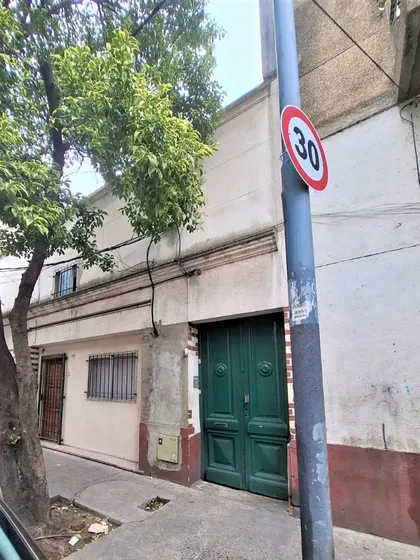 Alquiler Un Ambiente Con Entrepiso - La Boca