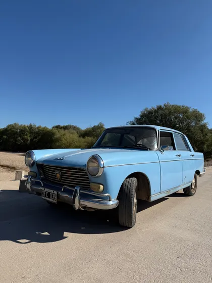 Peugeot 404 4cil