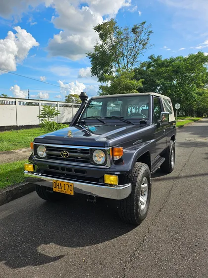 Toyota Land Cruiser 4.5 Fzj73
