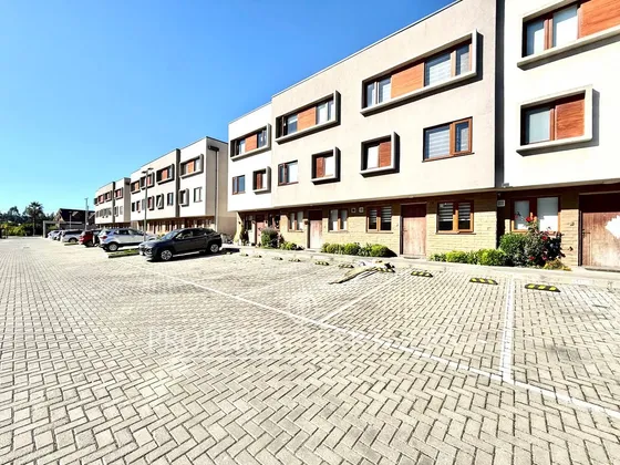 Townhouse En Lomas De San Andrés 