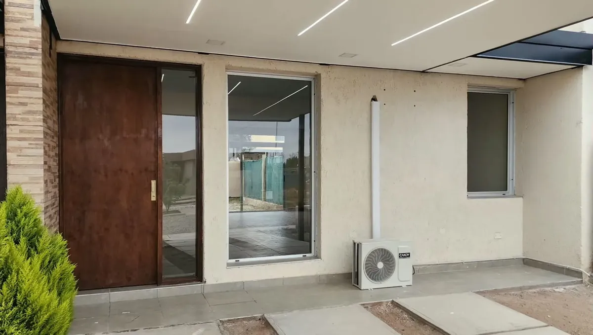 Brand-New Duplex for Rent!! Private Neighborhood Maipú