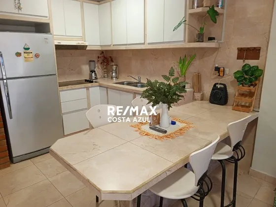 Remax Vende Apartamento Listo Para Disfrutar Con Terraza Techada En El Conjunto Residencial Varadero Plaza, Tucacas.