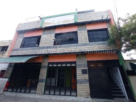 Santa Rosa Es Una De Las Zona De Mayor Crecimiento Comercial En La Ciudad De Maracay 23-19880 Ecir