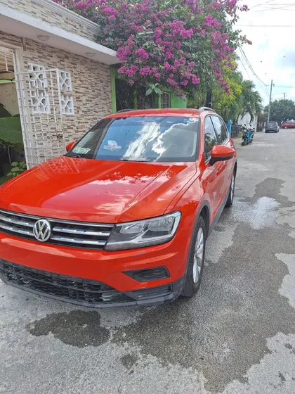 Volkswagen Tiguan 1.4 Trendline At