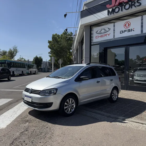 Volkswagen Suran 1.6 Highline 101cv 11c