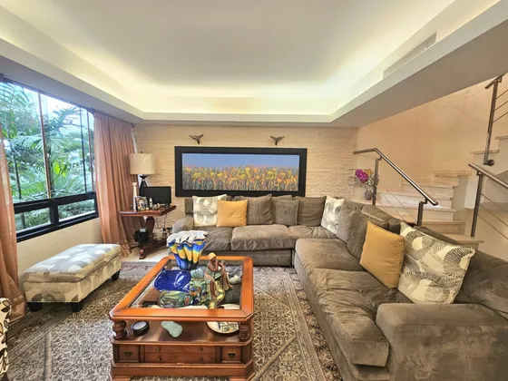 Hermoso Planta Baja Tríplex De 330 M² Lomas De La Alameda