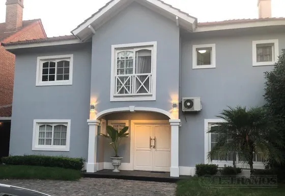 Casa En Venta En Barrio Camino Real